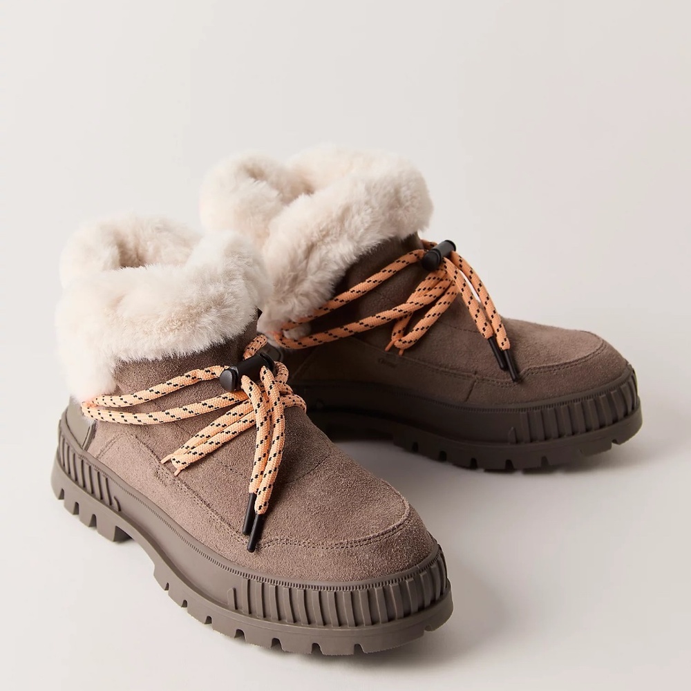 Palladium Pallashock Hiver Boots - Picture 2 of 3